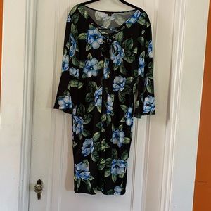 IMAN flower design dress